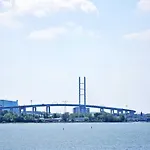 Mit Panoramasundblick U Проживание в семье *