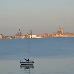 Mit Panoramasundblick U *