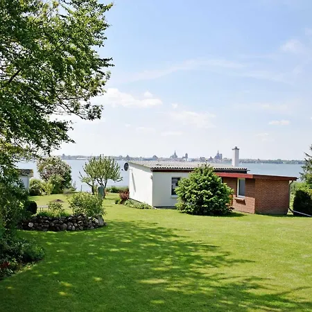 Mit Panoramasundblick U *